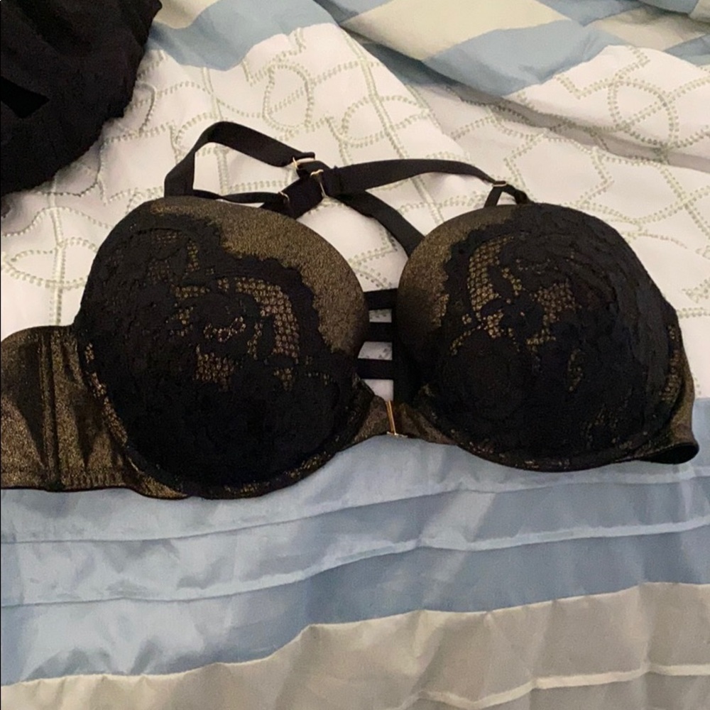 Front close seriously sexy bra - 44c